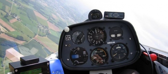  Tomar el control de un planeador 